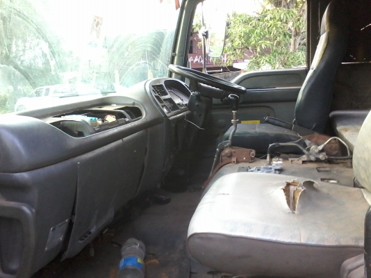 ขายด่วนครับ  หัวลาก ISUZU DECA270 ปี46 EURO 2 เครื่อง เชียงไฮดีเซล 280 TERBOรถพร้อมใช้งานทุกคัน ครับ ยังมีพอให้จองได้อยู่ครับ