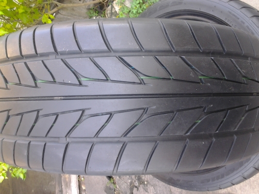 NITTO NT555 225/40/18 สภาพนางฟ้า