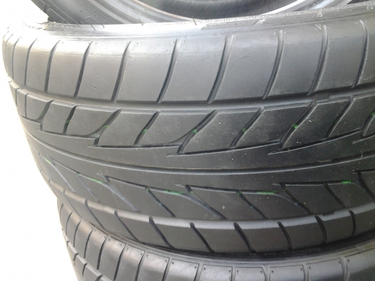 NITTO NT555 225/40/18 สภาพนางฟ้า