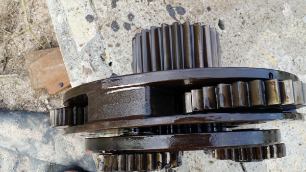 ขายด่วน ตัวเดิน CAT E200B ขายด่วน ตัวเดิน CAT E200B