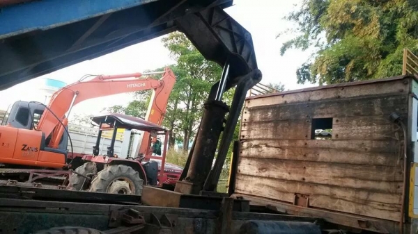 ขายกระบะดั๊ม กระบอกดั๊มยิงหน้า ปั๊มไฮดรอลิค รถหกล้อใหญ่