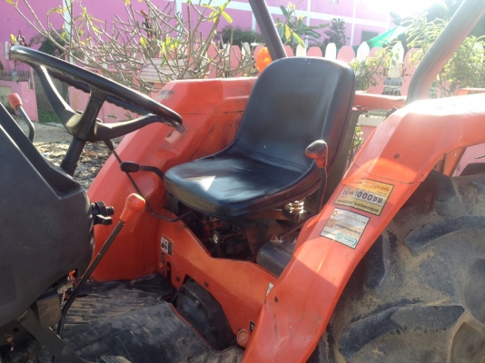 ขาย L4508Di สภาพดีเดิมๆพร้อมอุปกรณ์ดันหน้า ผานพรวน และโรตารี่