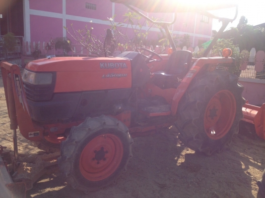 ขาย L4508Di สภาพดีเดิมๆพร้อมอุปกรณ์ดันหน้า ผานพรวน และโรตารี่