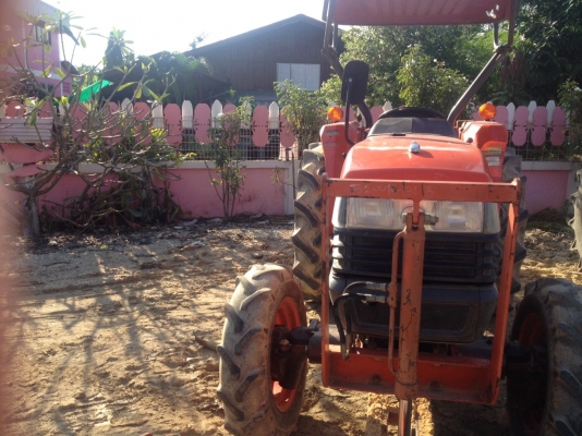 ขาย L4508Di สภาพดีเดิมๆพร้อมอุปกรณ์ดันหน้า ผานพรวน และโรตารี่