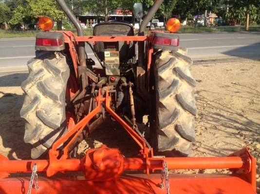 ขาย L4508Di สภาพดีเดิมๆพร้อมอุปกรณ์ดันหน้า ผานพรวน และโรตารี่