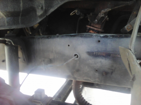 หกล้อใหญ่ ISUZU-TFR165แรง สภาพดีเดิมๆสวยจัดทั้งคัน แคซซีใหญ่เต็มตลอดสวยจิ๊บ ช่วงยาว6.20เมตร ทะเบียนพร้อมโอน