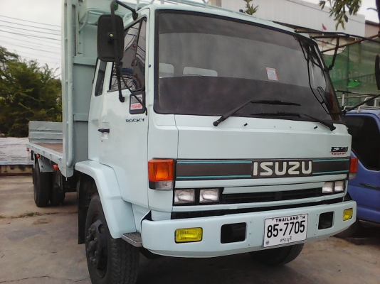 หกล้อใหญ่ ISUZU-TFR165แรง สภาพดีเดิมๆสวยจัดทั้งคัน แคซซีใหญ่เต็มตลอดสวยจิ๊บ ช่วงยาว6.20เมตร ทะเบียนพร้อมโอน