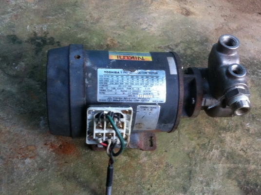 ปํ้มน้าสแตนเลส TOSHIBA ขนาด 1 นิ้ว 0.56 KW. แรงรีดน้ำได้แรงดันที่สูง ปํ้มน้าสแตนเลส TOSHIBA ขนาด 1 นิ้ว 0.56 KW. แรงรีดน้ำได้แรงดันที่สูง