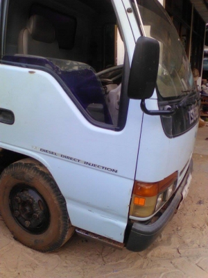 Isuzu