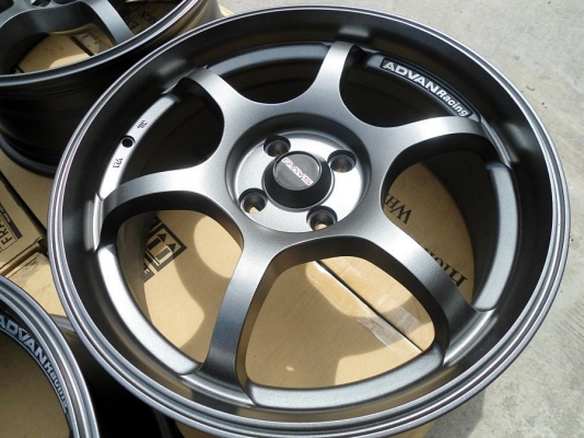 ขายล้อแม็กสวยๆโหด ขอบ 17 ลาย Advan ลาย RG-D สี gunmetal ขายล้อแม็กสวยๆโหด ขอบ 17 ลาย Advan ลาย RG-D สี gunmetal