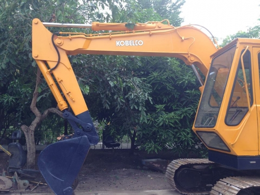 KOBELCO SK03 รถเก่านำเข้าจากญี่ปุ่นไม่เคยใช้งานในไทย ทำสีใหม่แล้วเฉพาะภายนอกเครื่องในญี่ปุ่นเดิมๆ ราคา : 380,000บาท พร้อมเอกสารใบอินวอย KOBELCO SK03 รถเก่านำเข้าจากญี่ปุ่นไม่เคยใช้งานในไทย ทำสีใหม่แล้วเฉพาะภายนอกเครื่องในญี่ปุ่นเดิมๆ ราคา : 380,000บาท พร้อมเอกสารใบอินวอย
