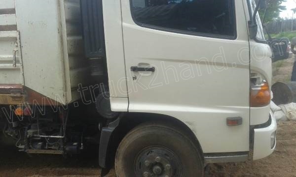 รถบรรทุก 6 ล้อดั้มพ์ HINO รุ่น FC9JELA 175 แรงม้า รถบรรทุก 6 ล้อดั้มพ์ HINO รุ่น FC9JELA 175 แรงม้า