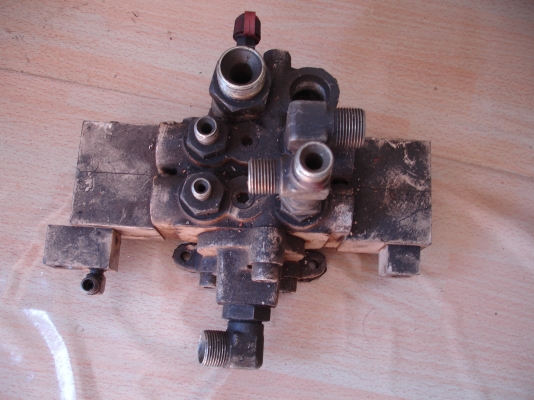 ขาย วาว์ลขา KATO 25T.  4 ล้อ