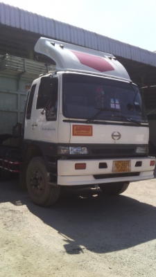 รถ 10 ล้อหัวลาก