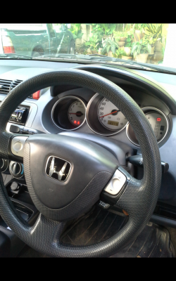 ขาย HONDA JAZZ ปี2004 เครื่อง1.5 IDSI เกียร์ออโต้ เพาเวอร์ เครื่องดี ช่วงล่างดี สีดี เครื่องเล่นCD แมก17" ขาย HONDA JAZZ ปี2004 เครื่อง1.5 IDSI เกียร์ออโต้ เพาเวอร์ เครื่องดี ช่วงล่างดี สีดี เครื่องเล่นCD แมก17"