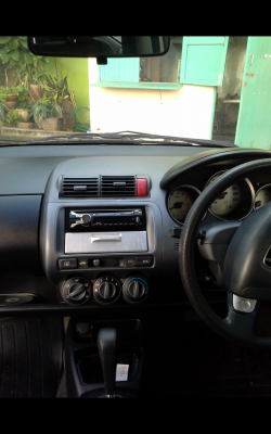 ขาย HONDA JAZZ ปี2004 เครื่อง1.5 IDSI เกียร์ออโต้ เพาเวอร์ เครื่องดี ช่วงล่างดี สีดี เครื่องเล่นCD แมก17" ขาย HONDA JAZZ ปี2004 เครื่อง1.5 IDSI เกียร์ออโต้ เพาเวอร์ เครื่องดี ช่วงล่างดี สีดี เครื่องเล่นCD แมก17"