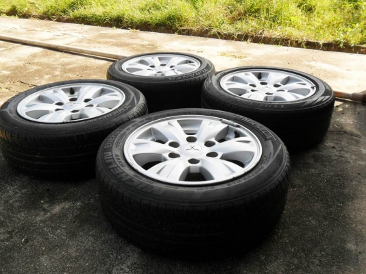 ล้อแม็กซ์แท้ พร้อมยาง ขอบ16นิ้ว 6รู139 (4วง=3,600บ.)วงละ900เอง ไม่แตก ไม่ดุ้ง ใส่กระบะ ที่ดุมล้อ6รู139ได้เกือบทุกรุ่น T.092-9351644 ล้อแม็กซ์แท้ พร้อมยาง ขอบ16นิ้ว 6รู139 (4วง=3,600บ.)วงละ900เอง ไม่แตก ไม่ดุ้ง ใส่กระบะ ที่ดุมล้อ6รู139ได้เกือบทุกรุ่น T.092-9351644