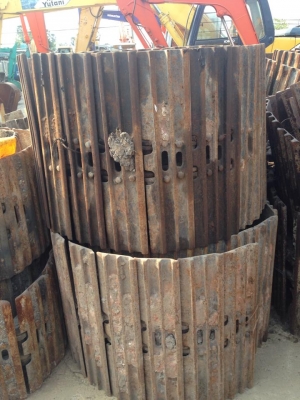 อะไหล่ โซ่-ใบ เก่านอก  โซ่+ใบเก่านอกจากญี่ปุ่น ราคางามๆ  โซ่ sumitomo2800  โซ่พร้อมยาว 80CM  โซ่ Hitachiex100 เก่านอก  โซ่+พร้อมใบPC200-8 เก่านอกติดรถอยุ่ค่ะ   โซ่+ใบPC200 จำนวน1เส้น #236550  CAT 320 v.2 โซ่+ใบ เก่าญี่ปุ่น ไม่เคยใช้งานในไทย ราคา คู่ละ 120