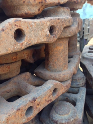 อะไหล่ โซ่-ใบ เก่านอก  โซ่+ใบเก่านอกจากญี่ปุ่น ราคางามๆ  โซ่ sumitomo2800  โซ่พร้อมยาว 80CM  โซ่ Hitachiex100 เก่านอก  โซ่+พร้อมใบPC200-8 เก่านอกติดรถอยุ่ค่ะ   โซ่+ใบPC200 จำนวน1เส้น #236550  CAT 320 v.2 โซ่+ใบ เก่าญี่ปุ่น ไม่เคยใช้งานในไทย ราคา คู่ละ 120