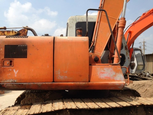 HITACHI EX 120 รถในไม่มีเอกสาร
