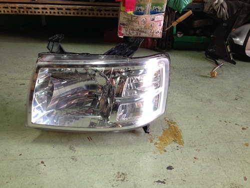 ขายไฟหน้า Ford Ranger ปี 2006 ซ้าย แท้เก่าสภาพสวย