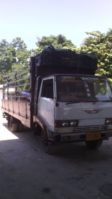 รถบรรทุก 6 ล้อ รถบรรทุก 6 ล้อ