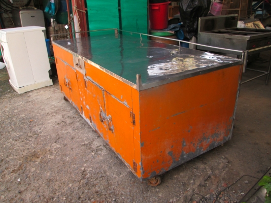 โต๊ะขายอาหาร  ขายตามสั่ง   ขายได้ทุกอย่าง  สภาพดีมาก