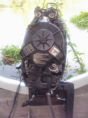 เรือเร็ว มือสอง เครื่อง Mercury 15 HP Model Sea Pro เรือเร็ว มือสอง เครื่อง Mercury 15 HP Model Sea Pro