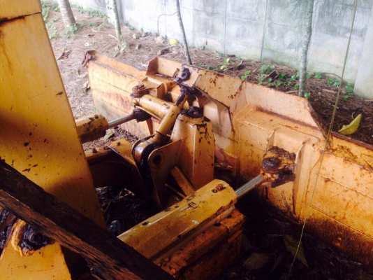 ขายรถแทรกเตอร์KOMATSU D20P-5 สภาพดีพร้อมใช้งาน สนใจโทร 081-970-1072