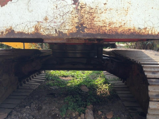 KOBELCO SK60 YUTANI (ขนาด60)  KOBELCO SK60 YUTANI YS300  SERIAL YS300-0745 ENGINE 4D30_040877 PRICE 300,000 BATH   ราคาคุยได้นะคะเจ้าของใจดี รถนำเข้าจากญี่ปุ่นไม่เคยใช้งานในไทยพร้อมใบอินวอย สภาพพร้อมลุยงาน