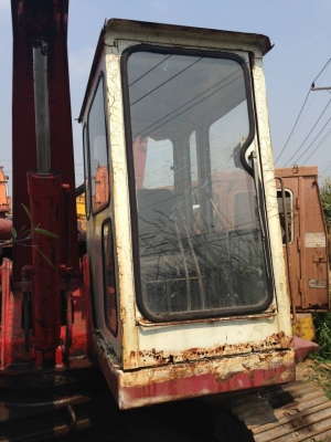 KOBELCO SK60 YUTANI (ขนาด60)  KOBELCO SK60 YUTANI YS300  SERIAL YS300-0745 ENGINE 4D30_040877 PRICE 300,000 BATH   ราคาคุยได้นะคะเจ้าของใจดี รถนำเข้าจากญี่ปุ่นไม่เคยใช้งานในไทยพร้อมใบอินวอย สภาพพร้อมลุยงาน