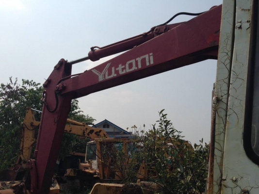 KOBELCO SK60 YUTANI (ขนาด60)  KOBELCO SK60 YUTANI YS300  SERIAL YS300-0745 ENGINE 4D30_040877 PRICE 300,000 BATH   ราคาคุยได้นะคะเจ้าของใจดี รถนำเข้าจากญี่ปุ่นไม่เคยใช้งานในไทยพร้อมใบอินวอย สภาพพร้อมลุยงาน