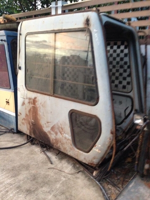 หัวเก๋งรถขุด ขายหัวเก๋งรถขุด รุ่นต่างๆใครหาตัวไหน สอบถาม มาได้เลยค่ะ