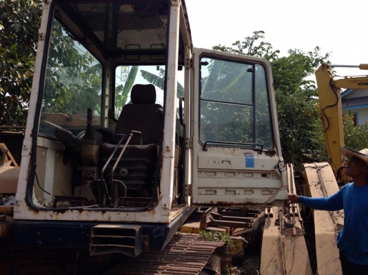 หัวเก๋งรถขุด ขายหัวเก๋งรถขุด รุ่นต่างๆใครหาตัวไหน สอบถาม มาได้เลยค่ะ