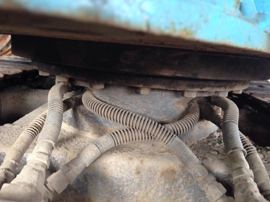 KUBOTA KH-5H ราคาเบาๆ เดิมๆทุกอย่างรถเก่านำเข้าจากญี่ปุ่นไม่เคยใช้งานในไทย  สภาพพร้อมลุยงาน  รถขุด :KUBOTAKH-5H ชั่วโมง :  เครื่องยนต์ :  เลขซีเรียล : 10265 ราคา 120,000บาท  ราคาคุยได้