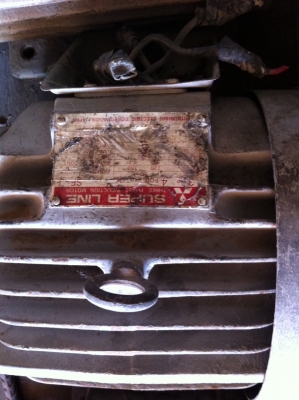 เครื่องอัดอิฐบล็อก 2 ก้อน มือ 2 ครบทั้งชุดเครื่องโม่สายพาน มอเตอ3ตัว