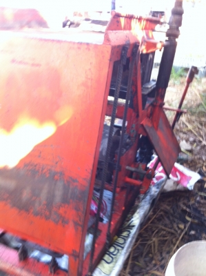 เครื่องอัดอิฐบล็อก 2 ก้อน มือ 2 ครบทั้งชุดเครื่องโม่สายพาน มอเตอ3ตัว