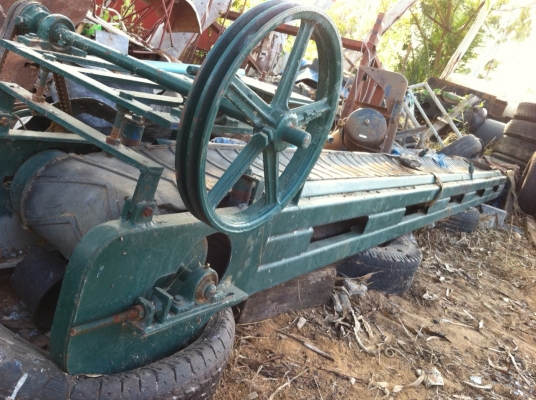 เครื่องอัดอิฐบล็อก 2 ก้อน มือ 2 ครบทั้งชุดเครื่องโม่สายพาน มอเตอ3ตัว