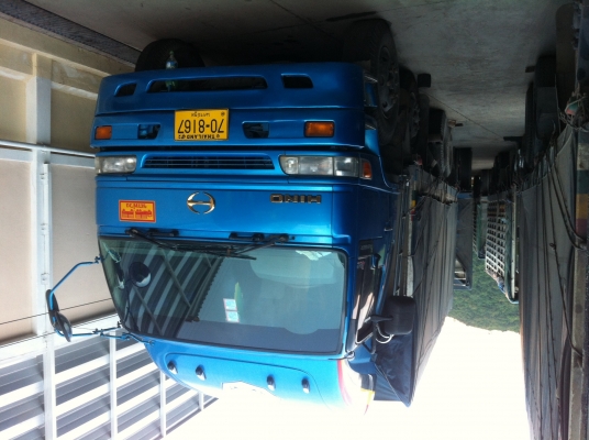 ต้องการขายรถบรรทุก