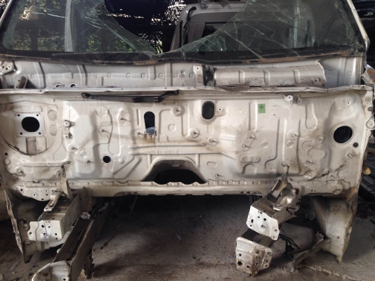 ขายอะไหล่รถตู้ toyota Ventury