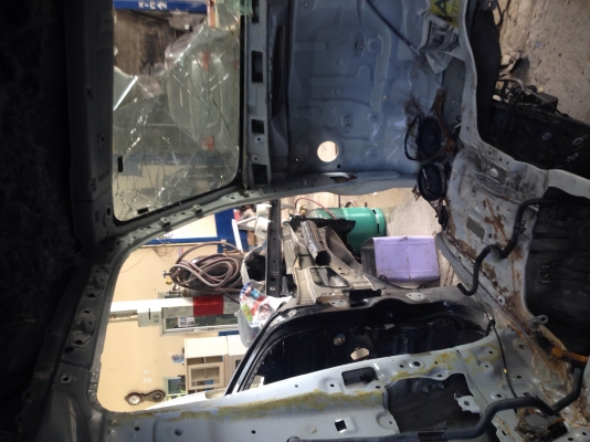 ขายอะไหล่รถตู้ toyota Ventury