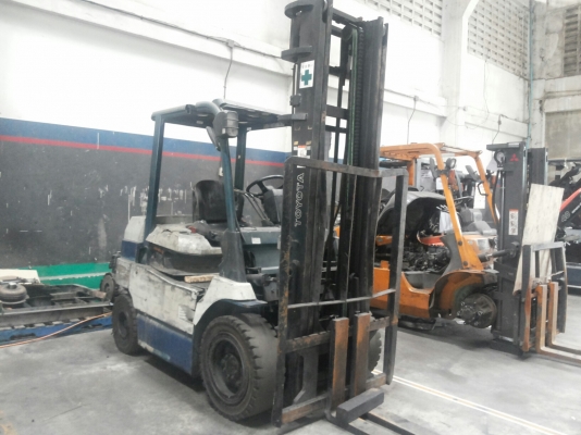 ขายถูกมาก รถฟอร์คลิฟท์ไฟฟ้า 3.5 t 7FBJ35 สนใจโทร 083 081 2889 ฟ้า:NDTT