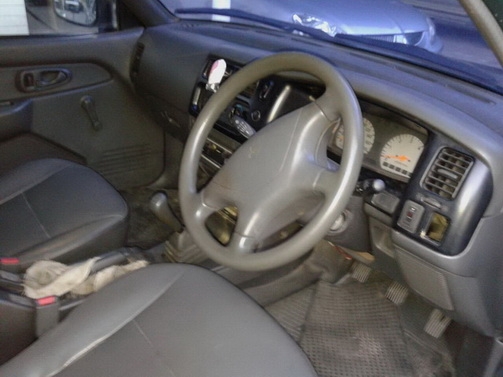 ขาย รถกระบะ MITSUBISHI GRANDIS 4 ประตู ปี 2546