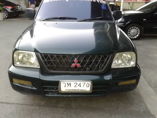 ขาย รถกระบะ MITSUBISHI GRANDIS 4 ประตู ปี 2546