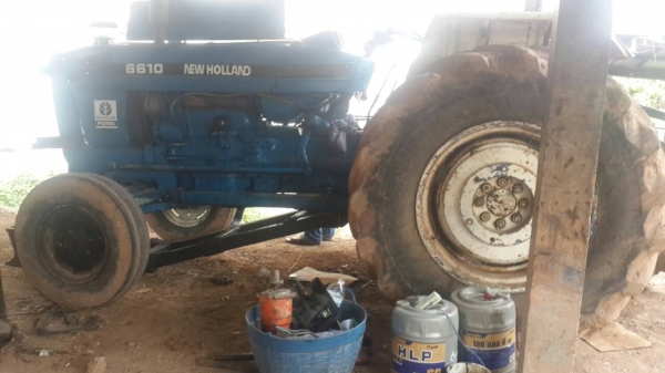 ขายด่วนรถไถ Ford 77 ขายด่วนรถไถ Ford 77