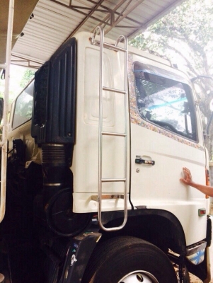ขายรถ10ดั้มพ์ HINO FM2PNPD เครื่อง 320 แรงม้า รถสวยเดิม สนใจโทร 081-970-1072