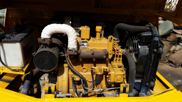 ขาย รถขุด KOMATSU รุ่น PC30-5- มือสองญี่ปุ่น ขาย รถขุด KOMATSU รุ่น PC30-5- มือสองญี่ปุ่น