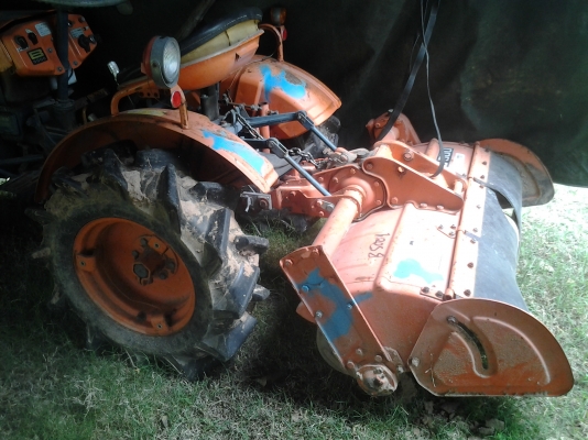 ขายตามสภาพรถไถคูโบต้าB5000สภาพสวยมีโรต้ารี ขายตามสภาพรถไถคูโบต้าB5000สภาพสวยมีโรต้ารี