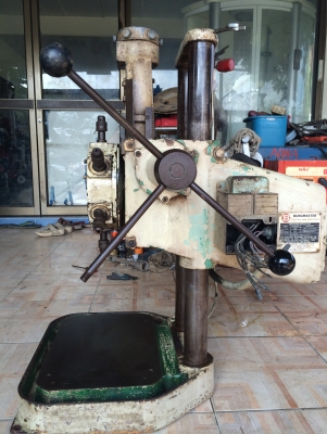 แท่นเจาะ BURGMASTER