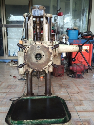 แท่นเจาะ BURGMASTER